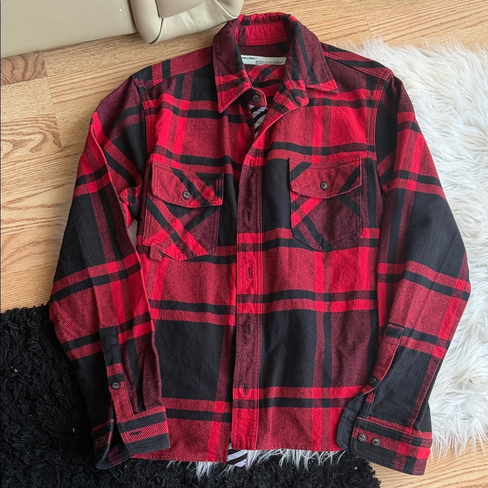 AUTHENTIC OFF WHITE PLAID FLANNEL DRESS SHIRT